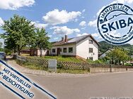 Aussicht über Adenau im beliebten Wohngebiet: Einfamilienhaus mit Garten und Garage - Adenau