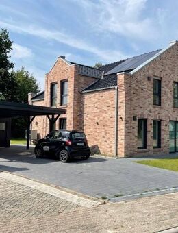 Großzügige Neubau-Obergeschosswohnung mit Einbauküche und Balkon zu vermieten - Papenburg