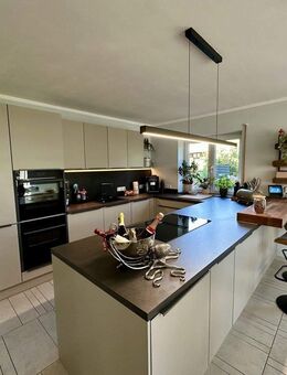 Großzügiges Einfamilienhaus in bester Lage von Amberg - Wohnen, Arbeiten & Leben unter einem Dach - Amberg