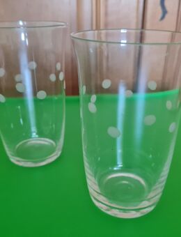 2 zarte Wassergläser mit Punkten 50er Jahre Mid Century Vintage - Gründau