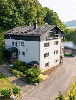 Ruhig gelegenes Mehrfamilienhaus mit grandioser Aussicht über Biebertal-Krumbach - Biebertal