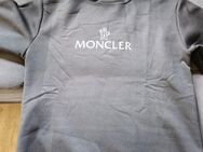 2x Moncler Pullover neu - Bocholt Zentrum
