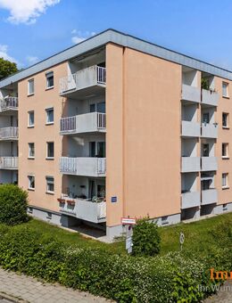 KAPITALANLEGER AUFGEPASST *** VERMIETETE, HELLE 2,5 ZKB IN GEPFLEGTEM MFH UND TOP LAGE *** - Fürstenfeldbruck