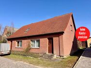 HORN IMMOBILIEN ++ Neubrandenburg Weitin Haus sucht fleißige Hände, ruhige Lage und nette Nachbarn - Neubrandenburg