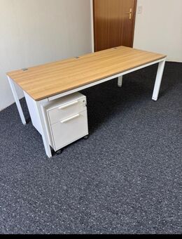 WINI Schreibtisch 180x80 - Bruchköbel