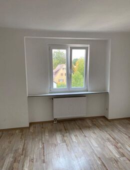 ***WOHNEN IN EINER 5 er WG *** - Ansbach