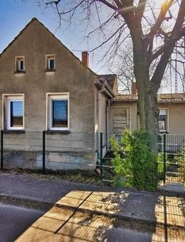 Dr. Lehner Immobilien NB - Ehemaliges Bahnwärterhaus zum individuellen Wohnen - Jatznick