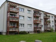 Mehrfamilenhaus mit 12 Wohneinheiten mit Balkon auf 1.856 m² Grundstück mit Baumöglichkeit - Sanitz