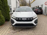 Dacia Sandero, Stepway TCe 90 Essential, Jahr 2022 - Hohen Neuendorf