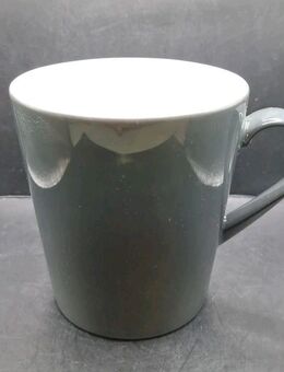 Bauscher Noble China Becher Tasse Kaffeebecher Trinkbecher grau 10cm hoch 9cm br - Essen