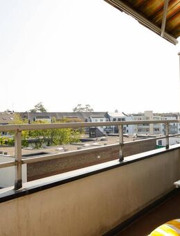 Möbliertes Apartment mit Balkon in zentraler Lage - Düsseldorf