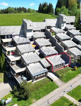 Charmantes und gemütliches 2,5-Zimmer-Terrassenapartment mit Schwarzwaldflair und schöner Aussicht. - Furtwangen (Schwarzwald)