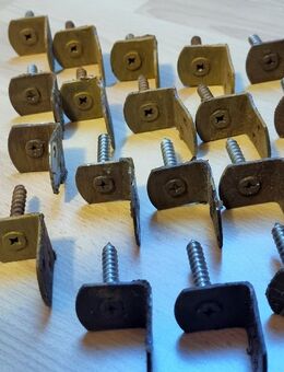23 x Stück Sichtschutzzaun Winkel für Holzpfosten - Verden (Aller)