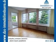 Schöne 4 Zimmer Wohnung im Hochparterre mit Südbalkon und TG-Stellplatz direkt am Waldrand gelegen - Buckenhof