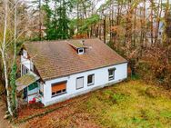 Großes Grundstück für Neubau oder Einfamilienhaus mit Teilkeller, Garage und Terrasse in Petershagen - Petershagen (Eggersdorf)