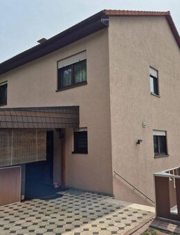 Provisionsfrei!Haus mit 2 Wohnungen und privatem Garten - Adelsheim