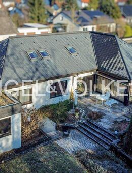 Repräsentative Villa mit Blick ins Grüne - Wendelstein