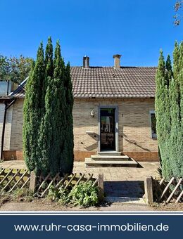 Einfamilienhaus mit Souterrainwohnung und Baugrundstück im Herzen von Oberhausen-Alstaden - Oberhausen