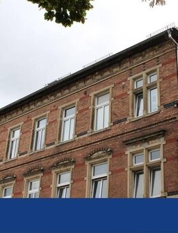 Mitten im Zentrum von Groitzsch - vermietetes Mehrfamilienhaus mit Gewerbeeinheit - Groitzsch