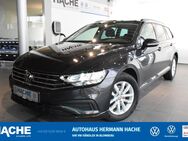 VW Passat Variant, 1.5 TSI, Jahr 2022 - Blomberg (Nordrhein-Westfalen)