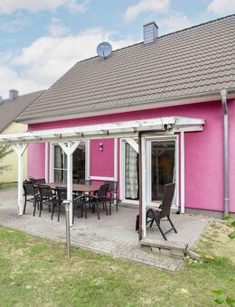 Gepflegte 5-Zi.-Ferienimmobilie mit Garten in Röbel/Müritz - Röbel (Müritz)