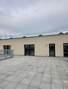 Erstbezug! 3-Neubauwohnung mit großer Dachterrasse ~ Stadtnah ~ TG-Stellplatz ~ Aufzug uvm. - Nürnberg