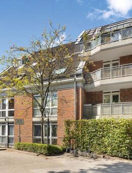 Attraktive Wohnung mit Tiefgaragenstellplatz - Hamburg