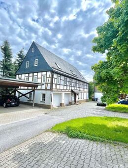 Idyllischer Dreiseitenhof - Wohnen in ländlicher Lage/ eigener Garten/Garage möglich - Jahnsdorf (Erzgebirge)