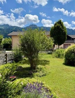 * verkauft* 2-Zimmer Erdgeschosswohnung mit Garten und Kampenwandblick - Aschau (Chiemgau)