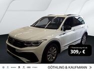 VW Tiguan, R-Line BLACKSTYLE, Jahr 2022 - Kelkheim (Taunus)