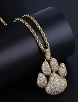 Lange Kette mit silberne Anhänger - Dresden