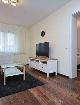 Helle, voll möblierte Wohnung mit Stellplatz in Backnang bei Waiblingen - Backnang