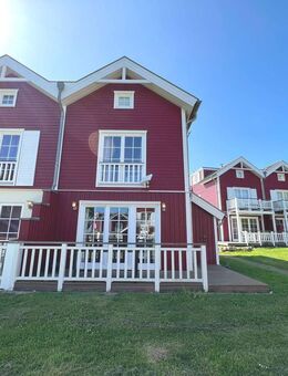 Einladendes Ferienhaus direkt am Meer - Sierksdorf