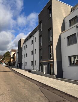 Großzügige 3-Zimmer-Wohnung mit Balkon - Bretten