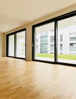große EG-Wohnung mit zwei Terrassen, EBK und TG-Platz - Bad Säckingen