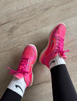 Sport Schuhe - Leichlingen (Rheinland, Blütenstadt) Zentrum