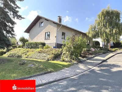 Freistehendes Einfamilienhaus mit Garten in bester Lage!