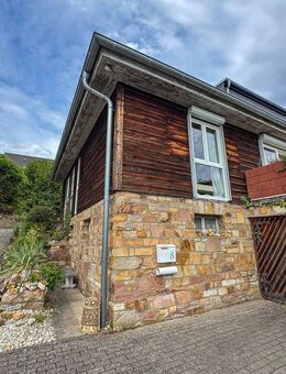 Strinz-Trinitatis: Charmantes Holzrahmenhaus auf Traumgrundstück! - Hünstetten