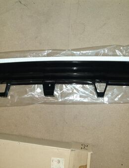 MB527715 Kühlergrill Satz, unten Mitsubishi Colt C10 - Hannover Vahrenwald-List