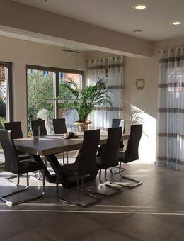 Villa close to the center of Frankfurt in a modern and luxury ambience - Bad Vilbel