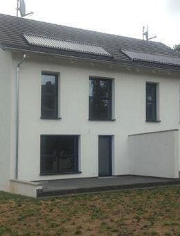 ***NEUBAU**ERSTBEZUG *Nagelneue schlüsselfertige Doppelhaushälfte *Wohnraumkeller - Neuberg