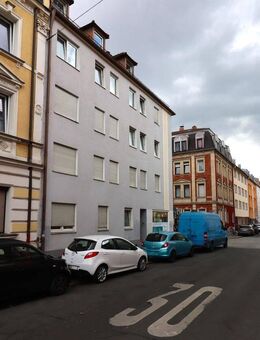 Stilvoll, zentral, bezugsfrei - Kernsanierte 2-Zimmer-Wohnung zur Eigennutzung oder Kapitalanlage Nähe HBF - Nürnberg