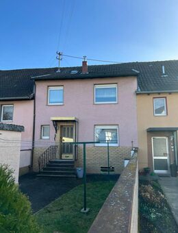 SANKT AUGUSTIN, schönes Einfam.-Reihenhaus, 4-5 Zimmer, ca. 150 m² WNfl, Keller, Garten, Abstellfl. - Sankt Augustin