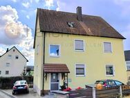 Dachgeschosswohnung mit Potenzial - 2 Zimmer, Garage & großer Keller in Weiden - Weiden (Oberpfalz)