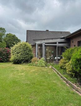 Einfamilienhaus mit Wintergarten und Garage in gefragter Lage - Sande