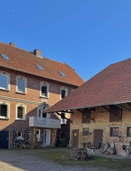 Ihr eigenes kleines Wohnparadies! Bezauberndes Anwesen für naturliebende Großfamilien - Felsberg-OT - Felsberg
