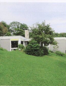 Schönes Einfamilienhaus mit großem Grundstück in bester Lage von Sindelfingen - Sindelfingen