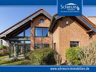 Exklusives Architektenhaus im modernen Chalet-Stil in familienfreundlicher Wohnlage in Neukirchen-Vluyn - Neukirchen-Vluyn