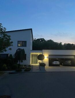 !!Seltene Gelegenheit!! 5 Schlafzimmer + Büro + 3 Garagen!! ** Erst 5 Jahre alt** - Neuenstein (Baden-Württemberg)