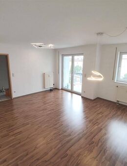 Großzügig geschnittene, helle 2-Zimmer Wohnung in Eckental-Brand - Eckental